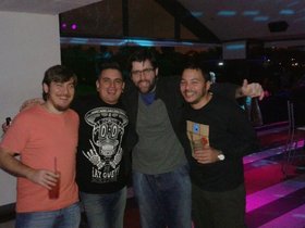 803717102_44330.jpg